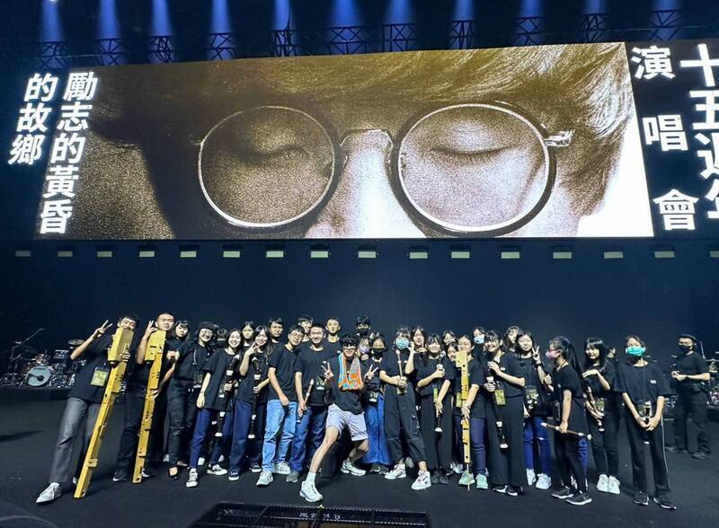 才與盧廣仲同台 高市陽明國中木笛合奏團將出國參賽