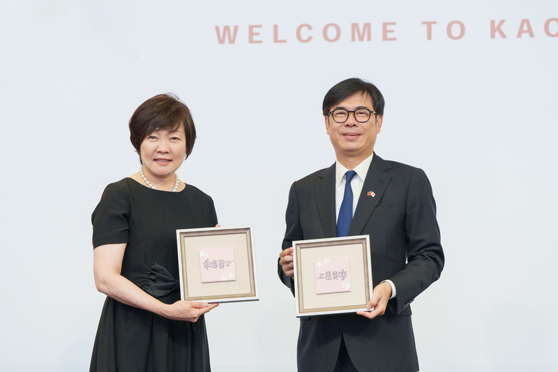 安倍昭惠訪高雄陳其邁午宴款待 鳳梨入菜表感謝