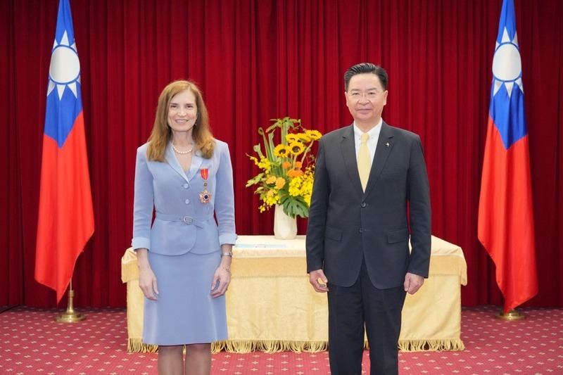 澳洲駐台代表將離任 外交部頒睦誼外交獎章