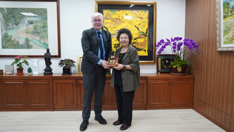 陳菊接見APF秘書處主任 盼強化人權培訓與交流