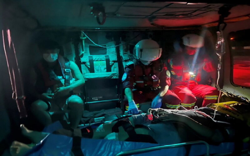 綠島女子左頸腫脹 黑鷹直升機凌晨後送就醫