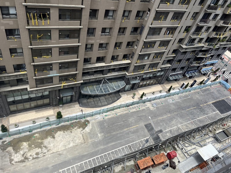 新竹縣竹北天坑案受損3道路 豐邑建設將修復