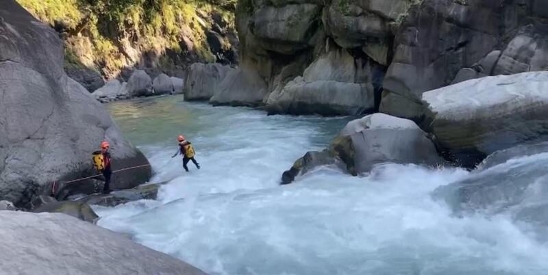 2男前往五峰鄉鬼澤步道釣魚 1死1失聯