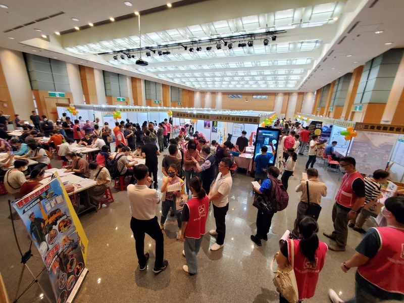 新北辦就博會湧進人潮 媒合率逾4成