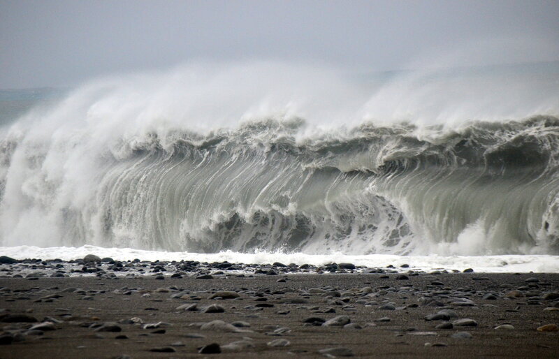 颱風杜蘇芮來襲 台東雨增強2人受困3民宅淹水
