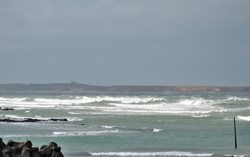 颱風直撲 澎湖嚴禁民眾海岸觀浪垂釣