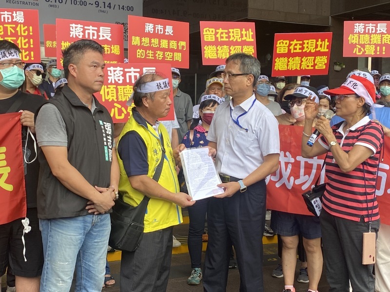 攤商反對成功市場地下化 北市府將再行研議