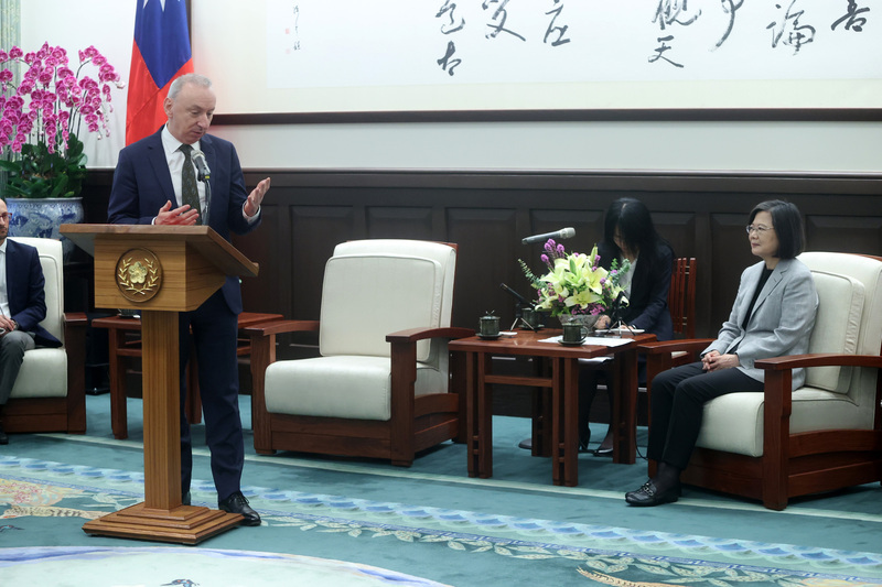 法駐台代表公孫孟將離任 總統：感謝推動台法交流