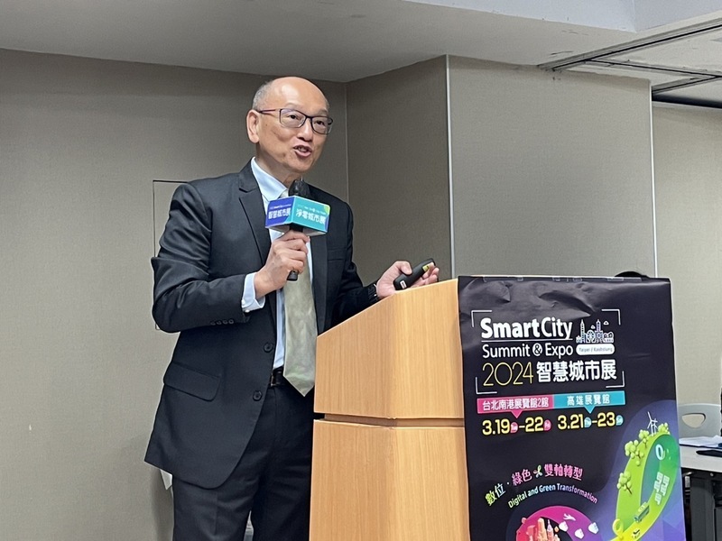 鴻海：內部布局生成式AI方案 打造智慧城市框架