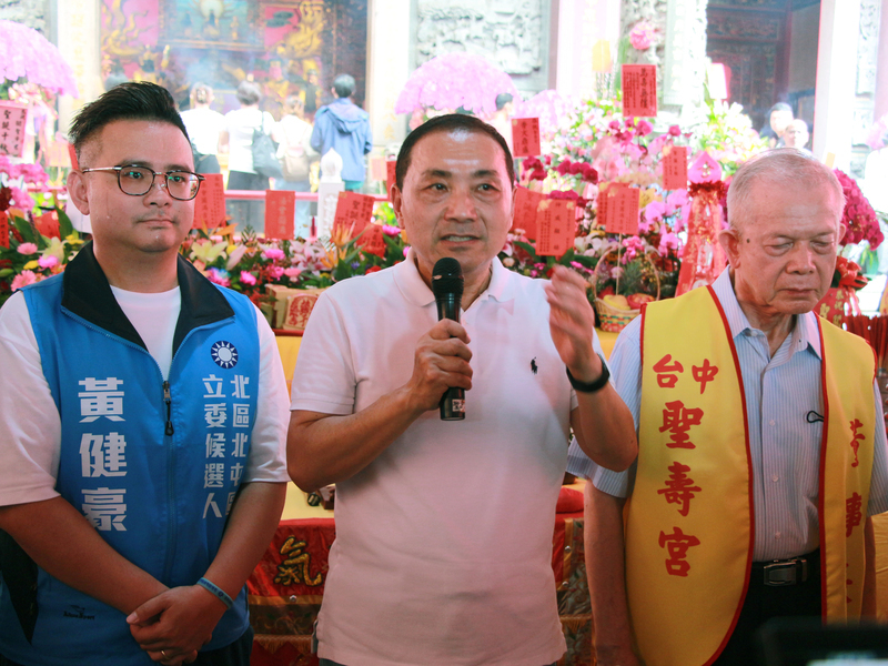到台中參拜宮廟開講 侯友宜：中捷藍線一定要蓋