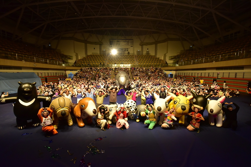 紙風車兒童藝術工程到金門 歡笑聲響徹金湖體育館