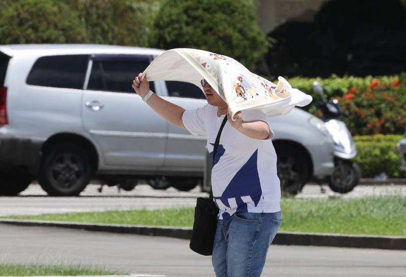 雙北等6縣市防高溫 北市士林上午飆破36度