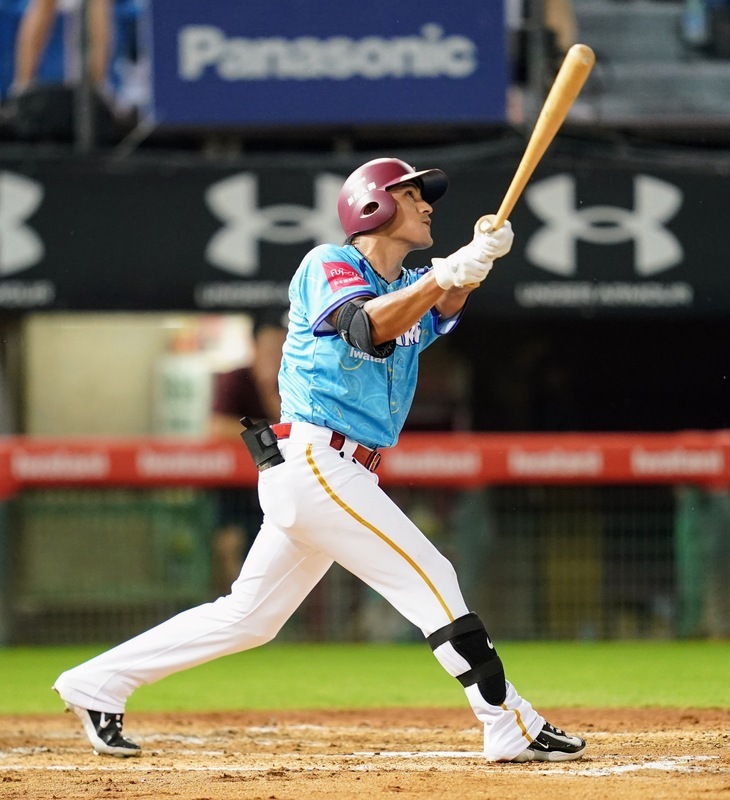 林子偉敲陽春砲 中職生涯首打點、首轟同場出爐