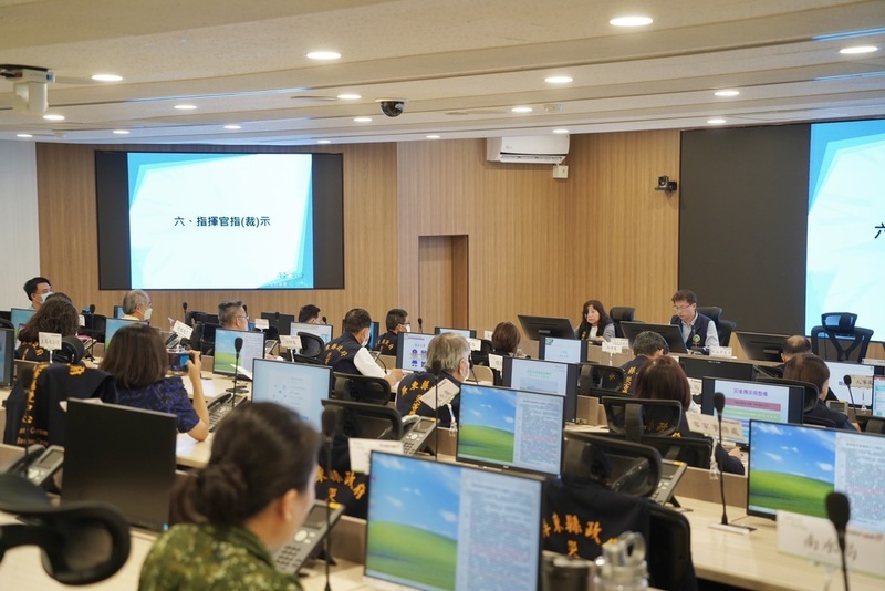 颱風蘇拉逼近遇大潮 屏東應變中心提升一級開設