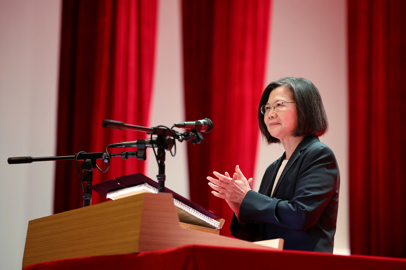 明年國防預算創新高 總統：政府給國軍最大支持