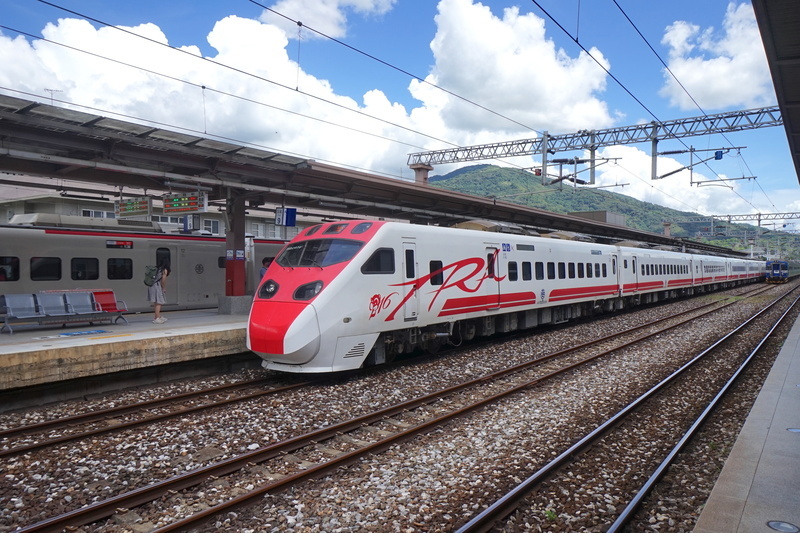 花蓮返鄉專車需求量大 暫無停開規劃