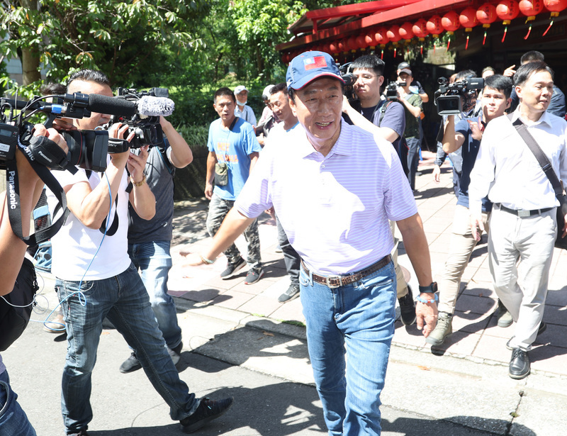 解決少子化出奇招 郭台銘：生一個孩子多養一隻寵物