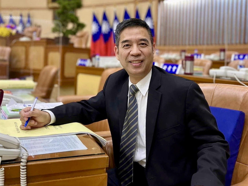 新北市府人事調整 柯慶忠陞任副秘書長