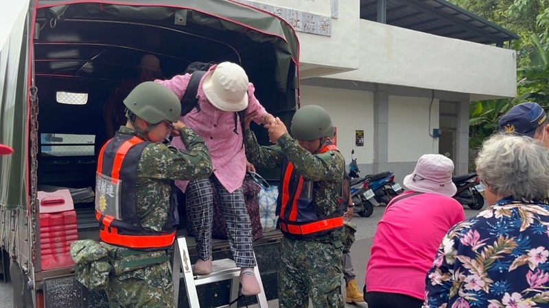 颱風海葵襲東台灣 國軍第二、三作戰區協助防災
