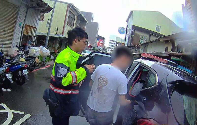 抽K菸遭台南警攔查 壽星被送辦搞砸慶生會