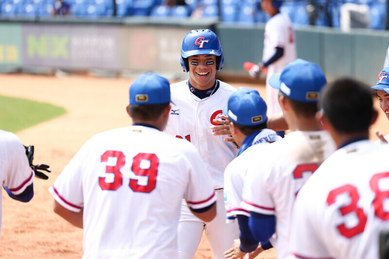 柯敬賢U18敲陽春砲 笑說天上的爸爸有幫忙推一下