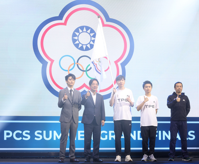 賴副總統授旗杭州亞運電競隊 允諾支持電競產業發展