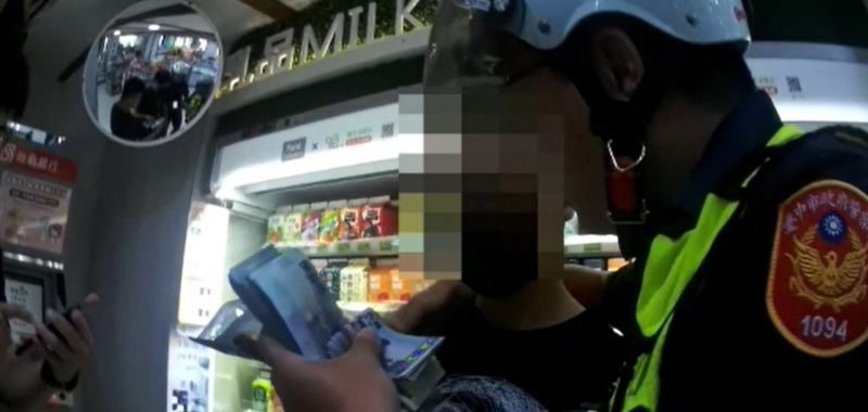 台中警超商調閱監視器 店內外意外逮捕2移工車手