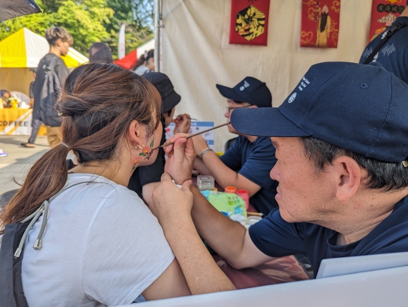 台北霞海城隍廟、艋舺青山宮神明 集體出差東京