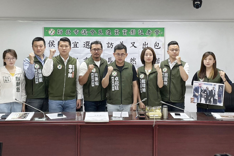 綠批饒慶鈺隨侯友宜訪美應下台 市府：非公務行程