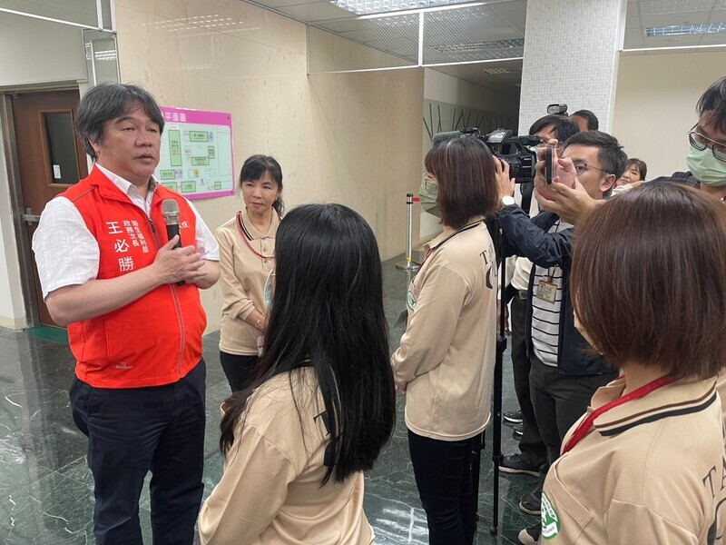 台南登革熱 羅一鈞：1個月內拚單週千例以下