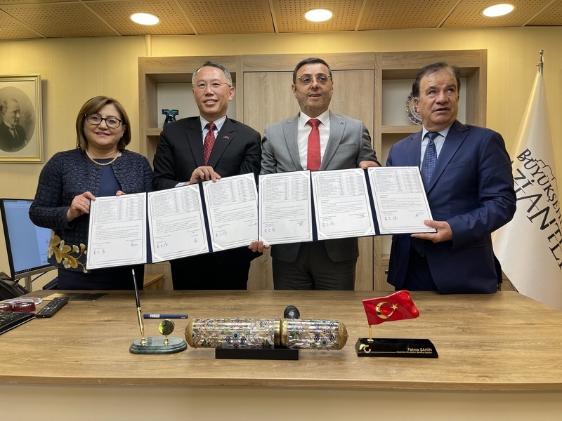 台灣送暖不落人後 愛心賑濟土耳其身障災民