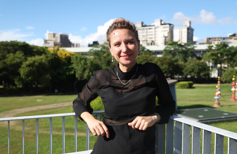 烏克蘭女導演自願從軍 最難面對每天有戰友過世