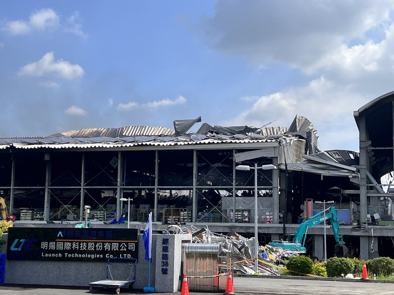 明揚爆炸仍1失聯 搜救行動3消防員身體不適就醫