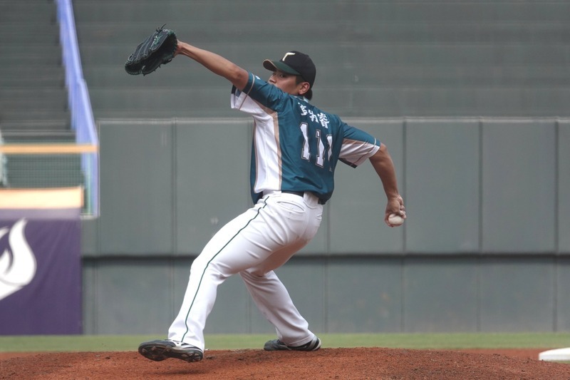 二軍雄鷹黃勃睿完投勝 桃猿新秀邱鑫首打席敲安