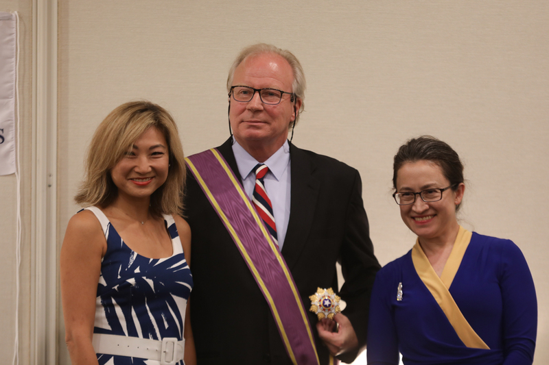 昆布勞在美為台遊說30載 蕭美琴代頒景星勳章