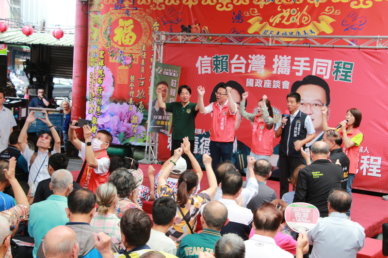 台中廟前開講 賴清德：會站第一線守護台灣主權