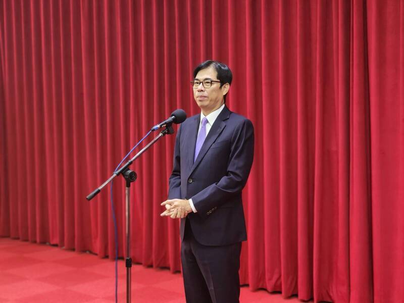 高市議會定期會開幕 陳其邁拜會黨團爭取預算支持