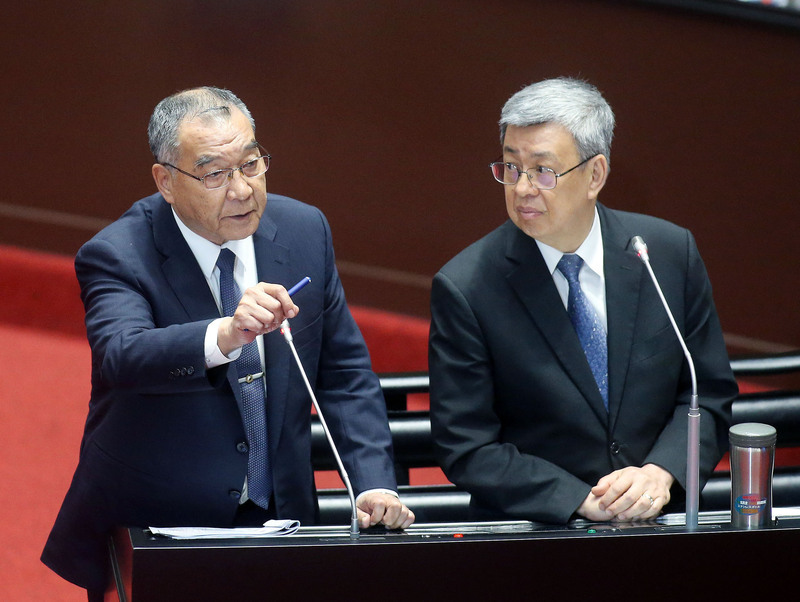 潛艦案立委遭控一直在搞 邱國正：聽黃曙光說才知