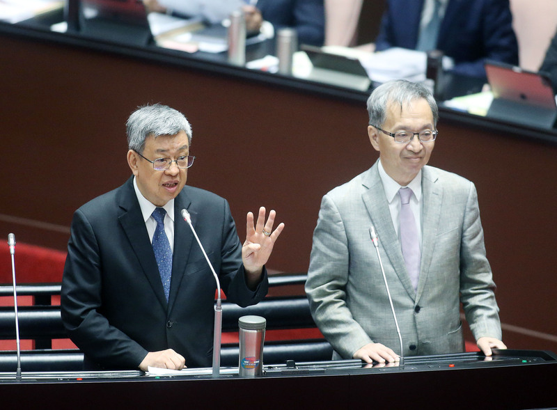 公費流感疫苗施打 陳建仁：民眾有選擇權指定廠牌