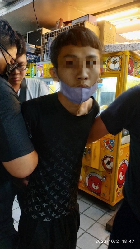 北市男缺錢過中秋竟搶銀樓 2天換9車仍落網