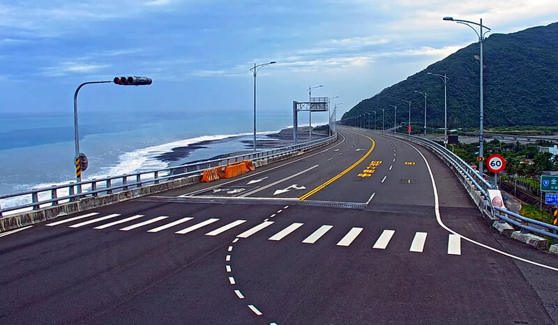 南迴公路金崙大橋 下午2時起預警性封閉