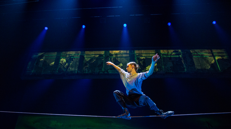 七手指特技劇場「列車上」 以馬戲傳遞旅人心事