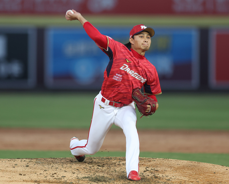 徐若熙4局好投睽違2年勝投 龍隊搶下關鍵勝利