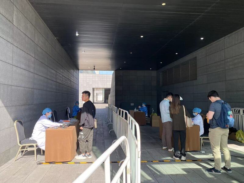 北京開大會 甩不了的堵更脫離不了核酸