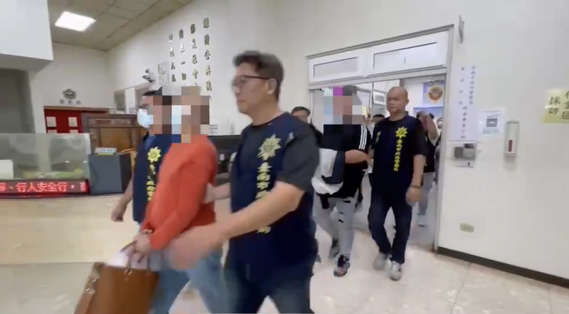 吊放貨櫃疑爭台南花園夜市經營權 5人送辦