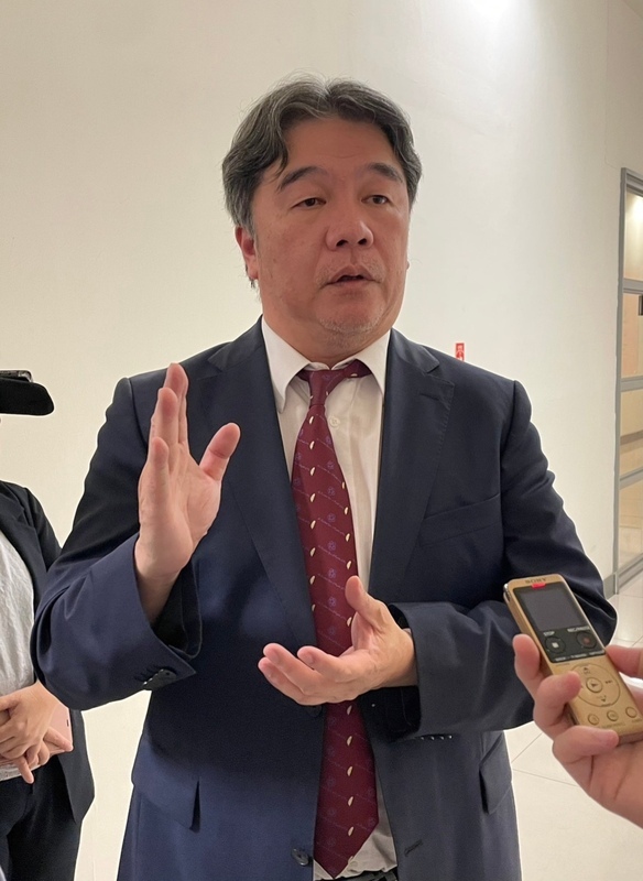 蔣萬安拒高端進校 王必勝：別只跟同溫層站一起