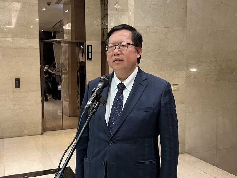 柯文哲批超徵稅收 鄭文燦：謊言不能取代事實