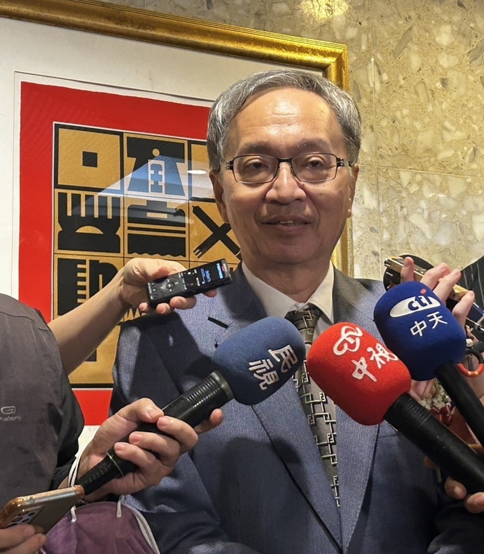 高端流感疫苗風波 薛瑞元：合格都應提供民眾接種