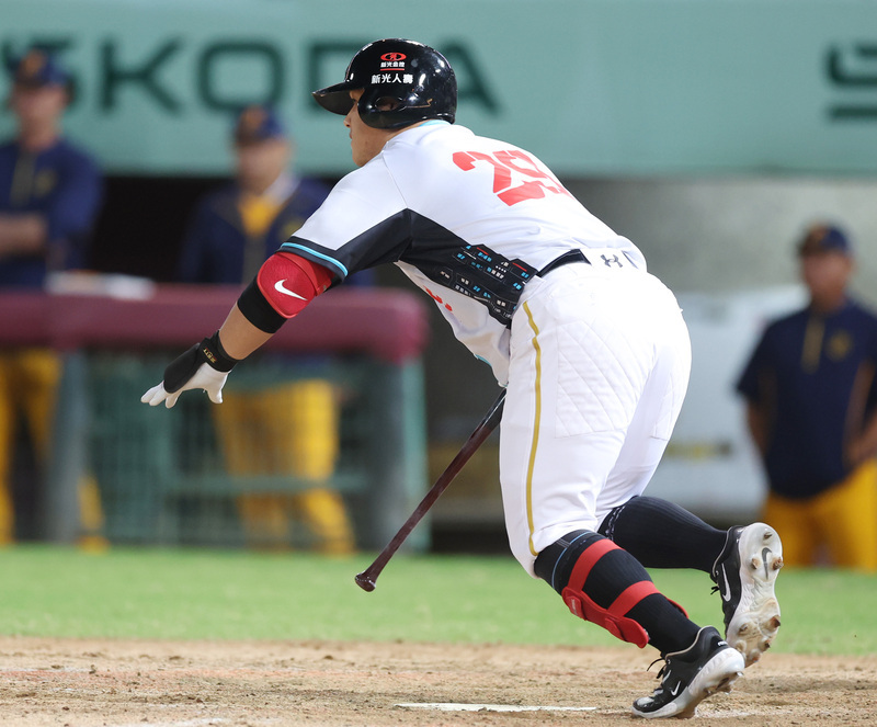 陳俊秀短打成轉機帶猿晉級 季後挑戰賽28日開打