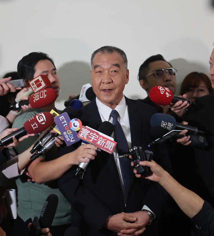 馬文君質疑潛艦恐成鐵棺材 邱國正：社會自有公斷